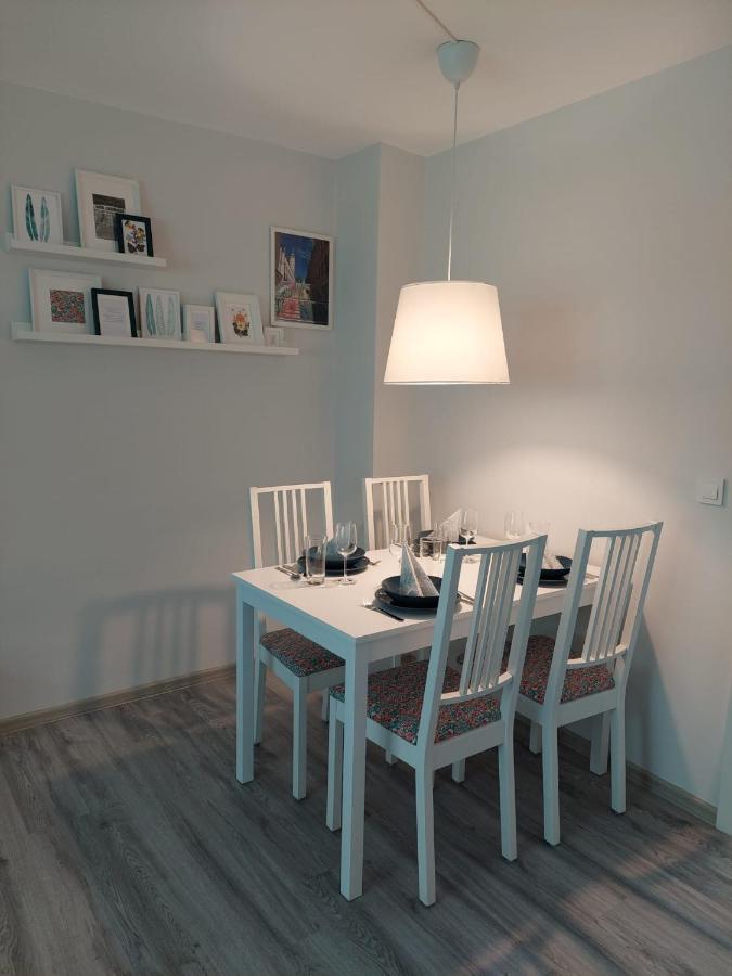 Gemuetliches, Voll Ausgestattetes Apartment Halle  المظهر الخارجي الصورة